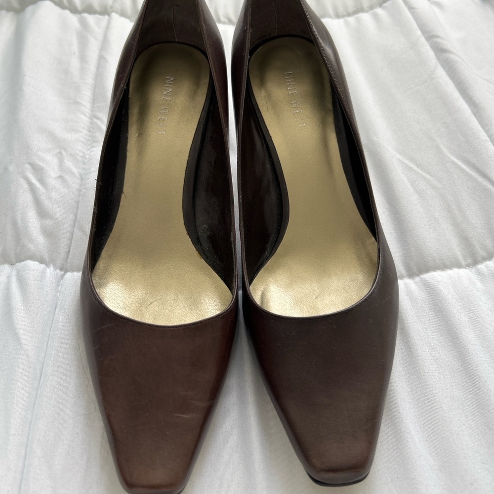 Nine West Brown Heels Elegant Pointed-Toe Pumps
